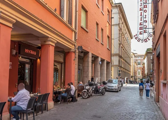 Nettuno Luxuryh - Bolognacentro Duomo And 3* Болонья