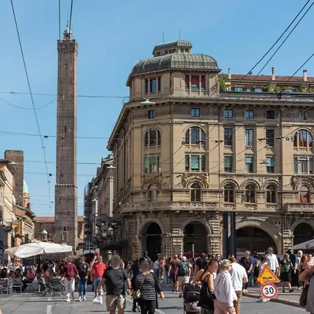 Pensjonat Nettuno Luxuryh - Bolognacentro Duomo And Bolonia